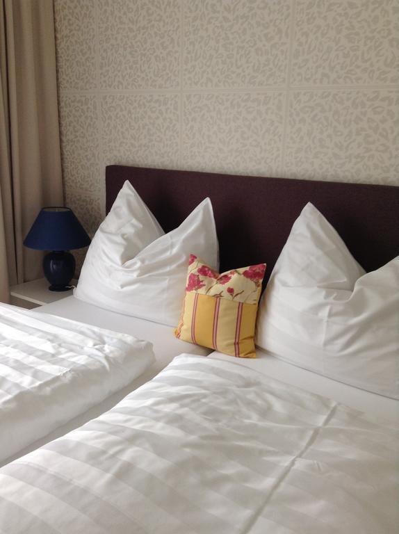 Appartements Basti ฟอร์สเทา ภายนอก รูปภาพ