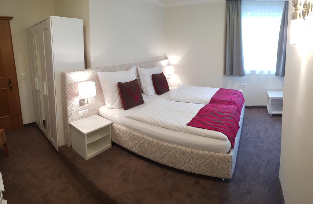 Appartements Basti ฟอร์สเทา ภายนอก รูปภาพ